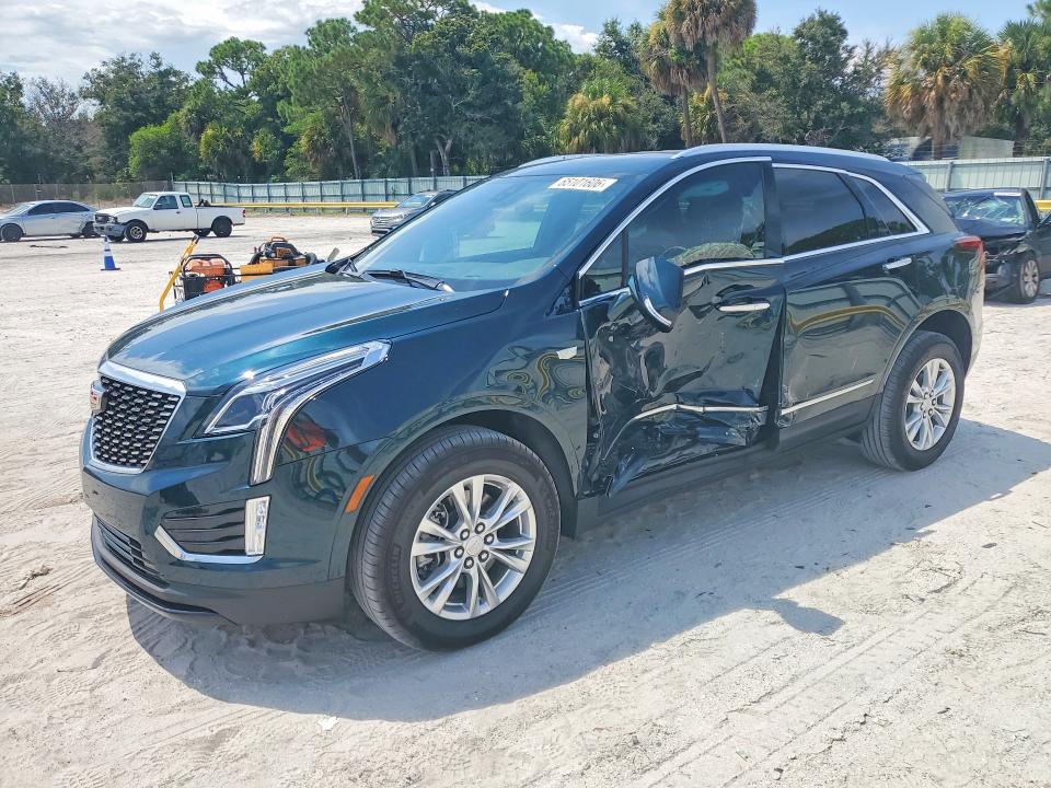 CADILLAC XT5 2025 with VIN 1GYKNAR49SZ154124 - Photo from auction
