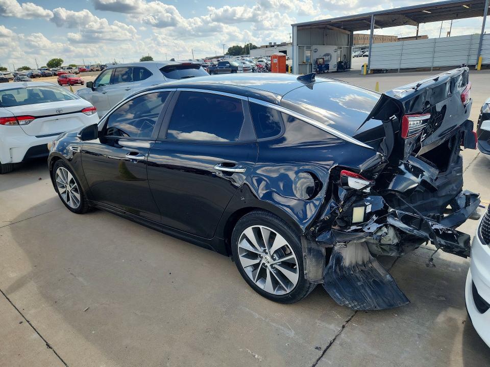 Photo 2 from auction – 2018 KIA OPTIMA with VIN 5XXGT4L33JG251601
