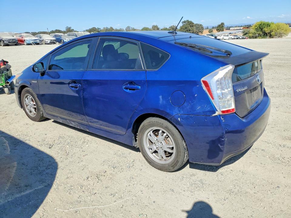 Photo 2 from auction – 2010 TOYOTA PRIUS with VIN JTDKN3DUXA5147603