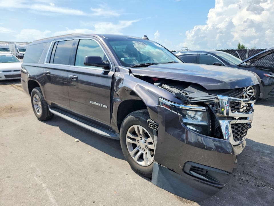 Photo 4 from auction – 2018 CHEVROLET SUBURBAN with VIN 1GNSCHKC7JR257229