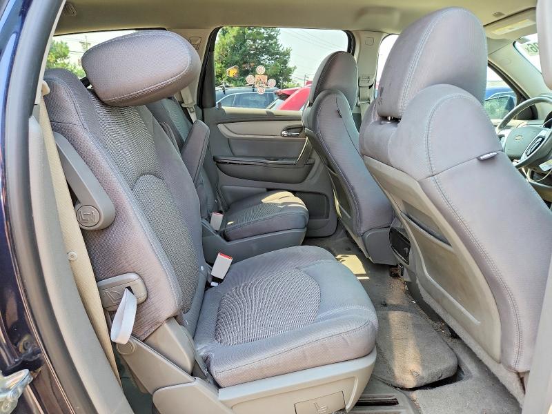 Photo 11 from auction – 2016 CHEVROLET TRAVERSE with VIN 1GNKVGKD1GJ270269