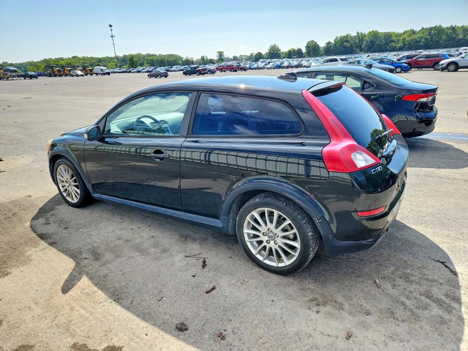 Photo 2 from auction – 2011 VOLVO C30 with VIN YV1672MK2B2210159