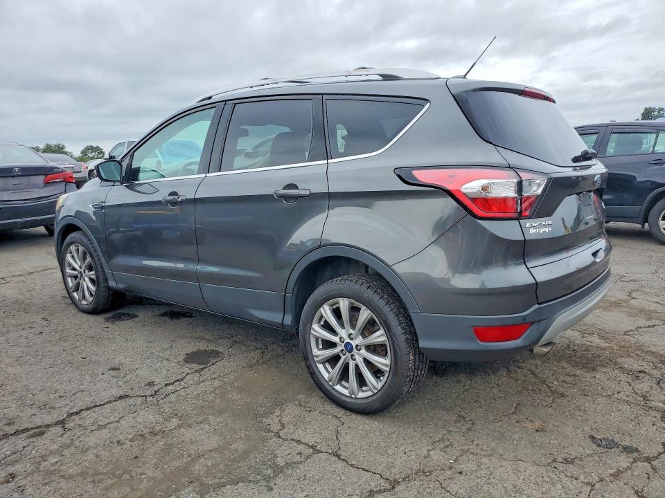 Photo 2 from auction – 2017 FORD ESCAPE with VIN 1FMCU9JD7HUE28901