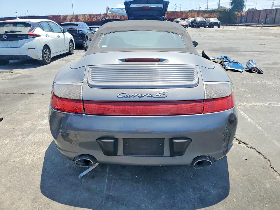 Photo 6 from auction – 2004 PORSCHE 911 with VIN WP0CA29904S650156
