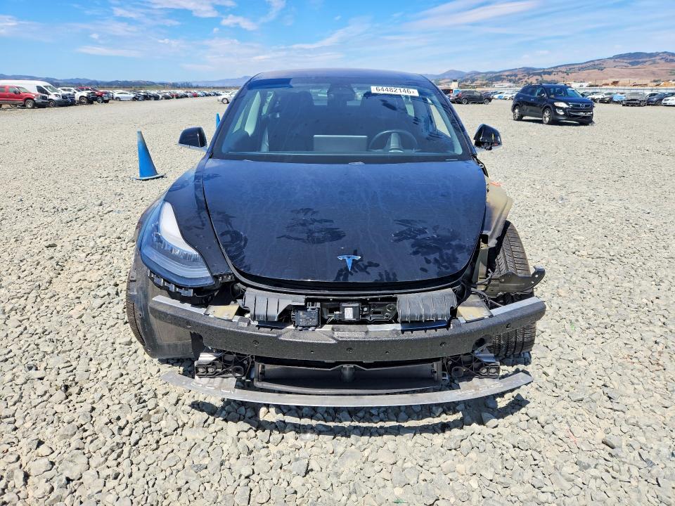 Photo 5 from auction – 2019 TESLA MODEL 3 with VIN 5YJ3E1EB9KF197057