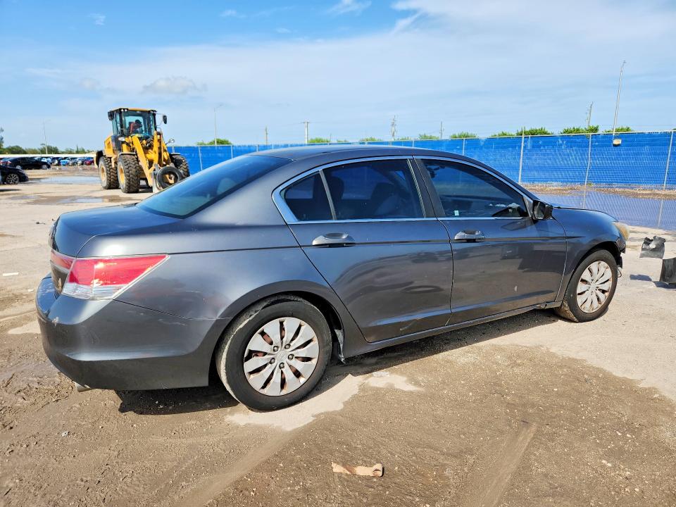 Photo 3 from auction – 2012 HONDA ACCORD with VIN 1HGCP2F35CA233832