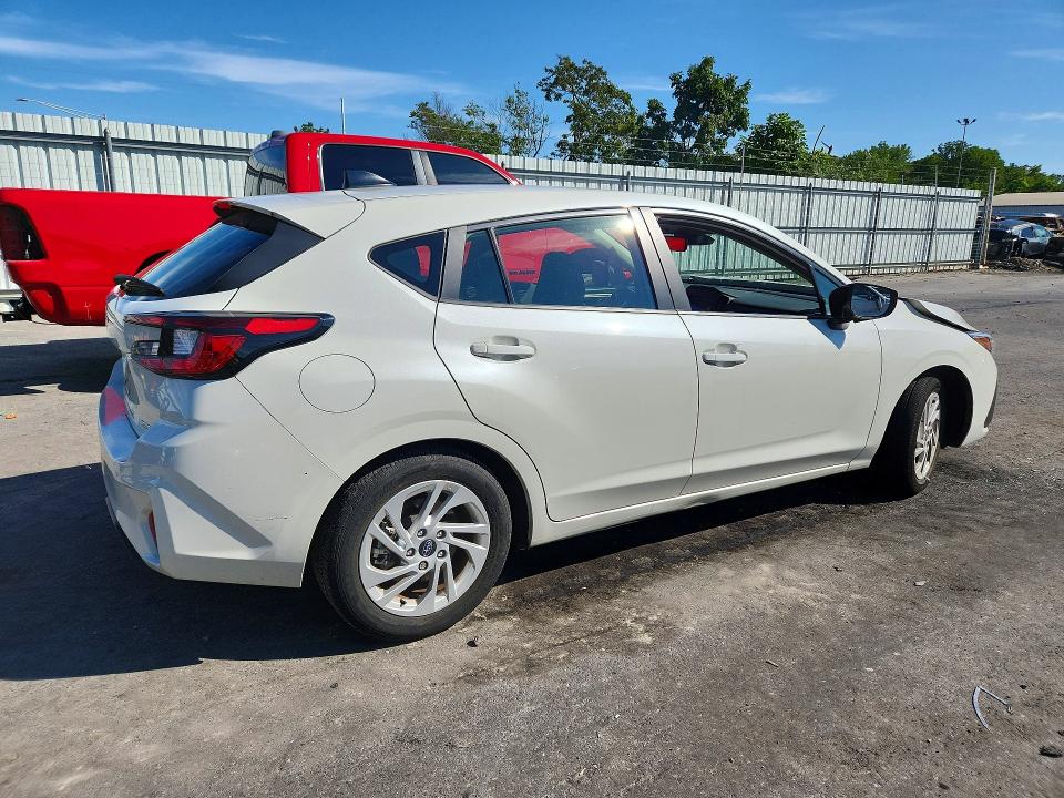 Foto 3 de la subasta – 2024 SUBARU IMPREZA con VIN JF1GUABC6R8343514