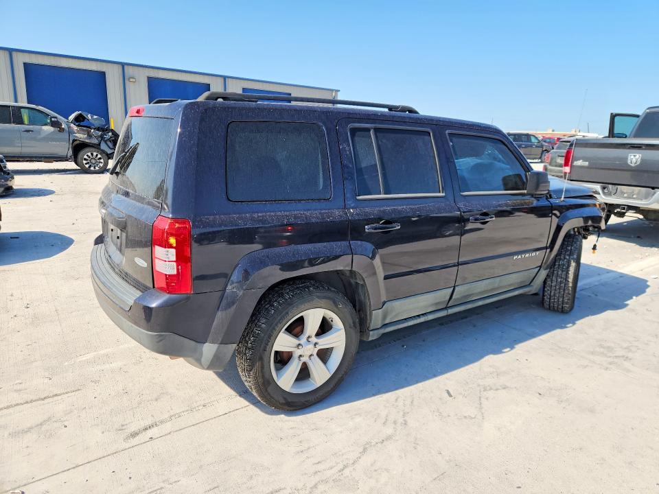 Photo 3 from auction – 2011 JEEP PATRIOT with VIN 1J4NT1GB2BD196913