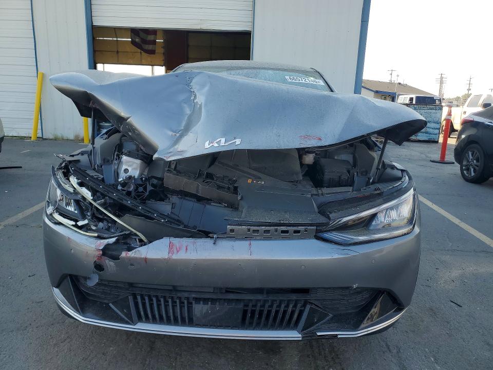 Photo 5 from auction – 2024 KIA EV6 with VIN KNDC3DLC0R5161272