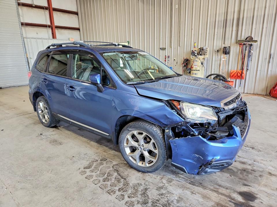 Photo 4 from auction – 2017 SUBARU FORESTER with VIN JF2SJAWC7HH811385