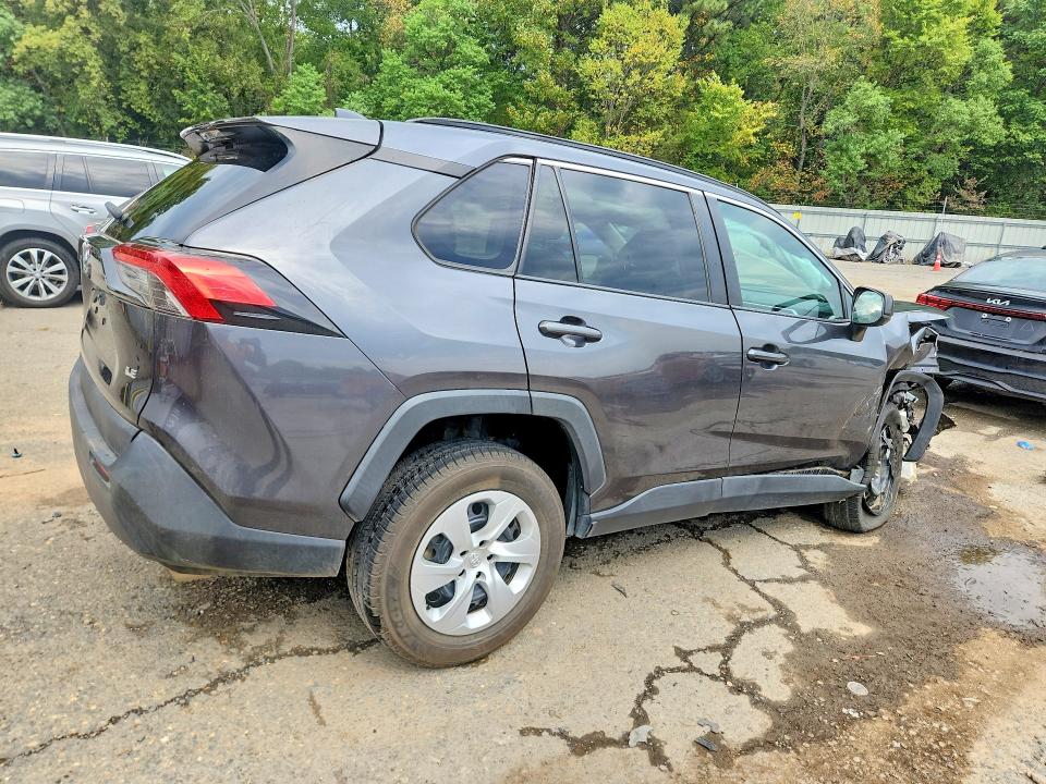 Photo 3 from auction – 2020 TOYOTA RAV4 with VIN 2T3H1RFV3LC037486