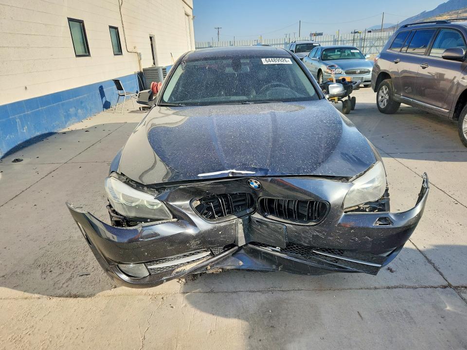 Photo 5 from auction – 2011 BMW 528 with VIN WBAFR1C50BC750901