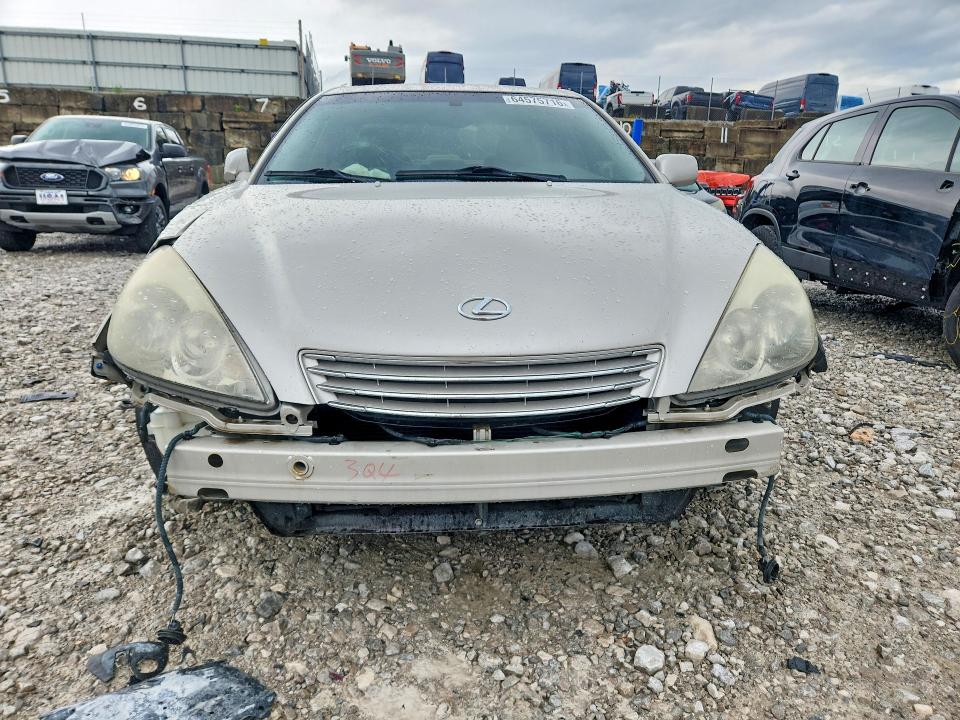 Photo 5 from auction – 2002 LEXUS ES with VIN JTHBF30G620011835