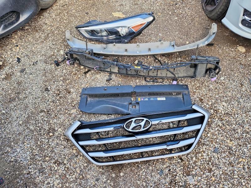 Photo 13 from auction – 2017 HYUNDAI TUCSON with VIN KM8J3CA21HU572000