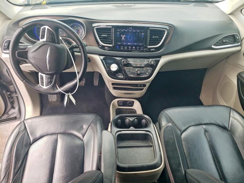 Photo 8 from auction – 2018 CHRYSLER PACIFICA with VIN 2C4RC1BG5JR290693