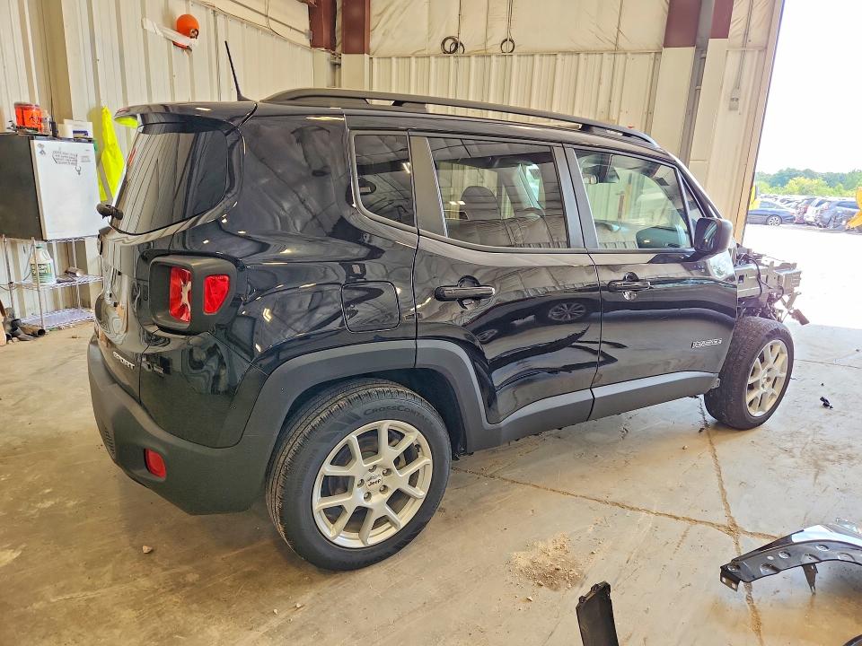 Zdjęcie 3 z aukcji – 2022 JEEP RENEGADE z VIN ZACNJCA15NPN54404