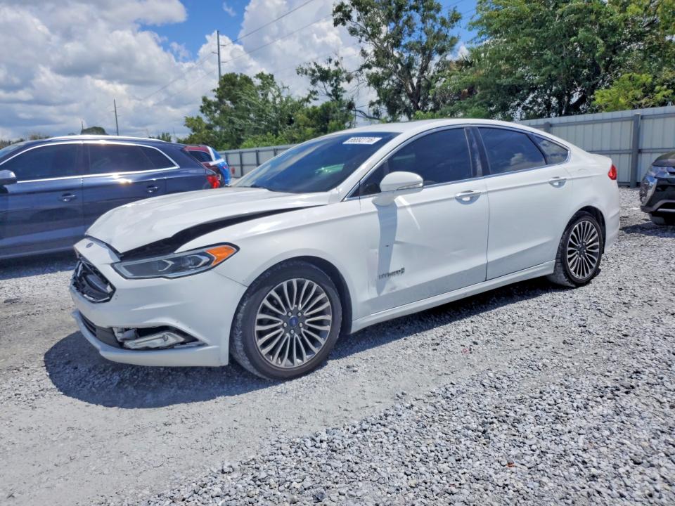 FORD FUSION 2017 with VIN 3FA6P0RU6HR314684 - Photo from auction