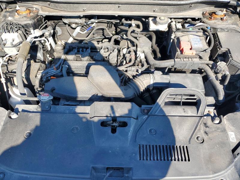 Photo 12 from auction – 2023 HONDA CR-V with VIN 2HKRS4H72PH407955