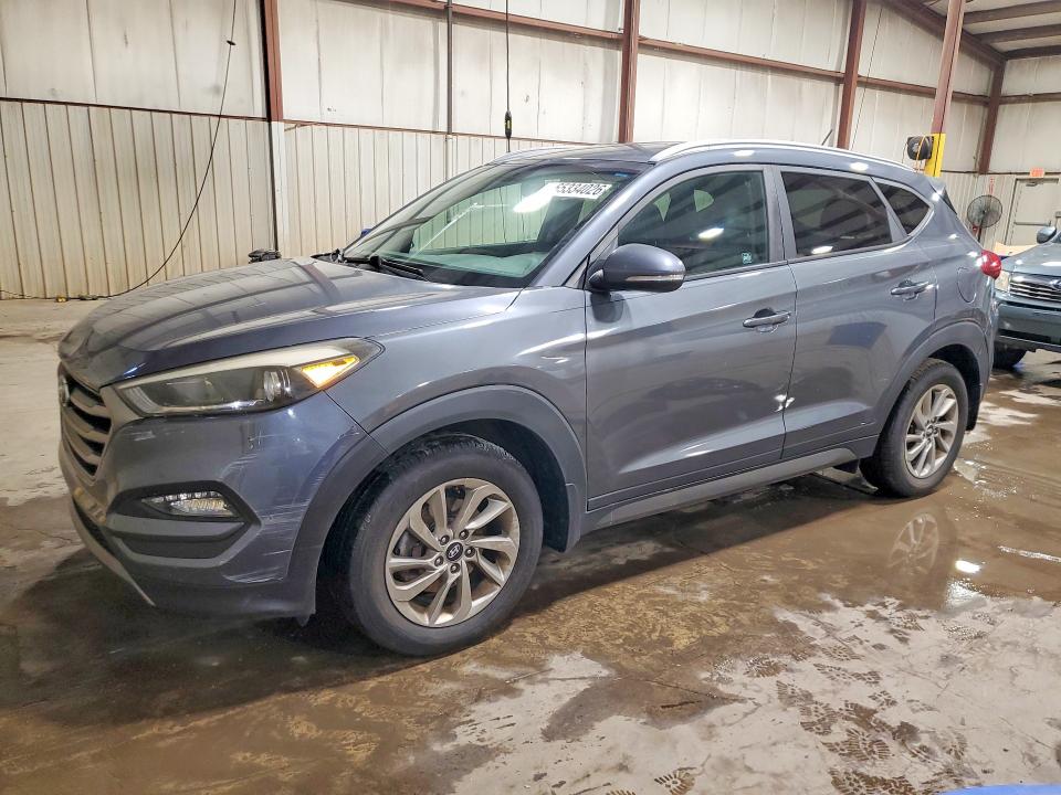 HYUNDAI TUCSON 2016 with VIN KM8J33A2XGU039271 - Photo from auction