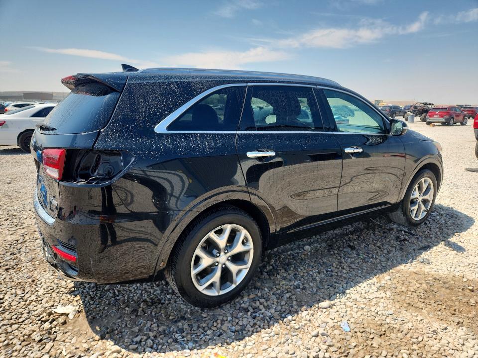 Photo 3 from auction – 2016 KIA SORENTO with VIN 5XYPK4A13GG006015