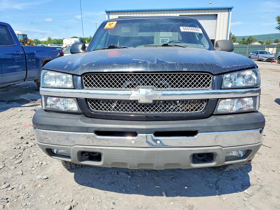 Photo 5 from auction – 2005 CHEVROLET SILVERADO with VIN 1GCEK19T45E175171