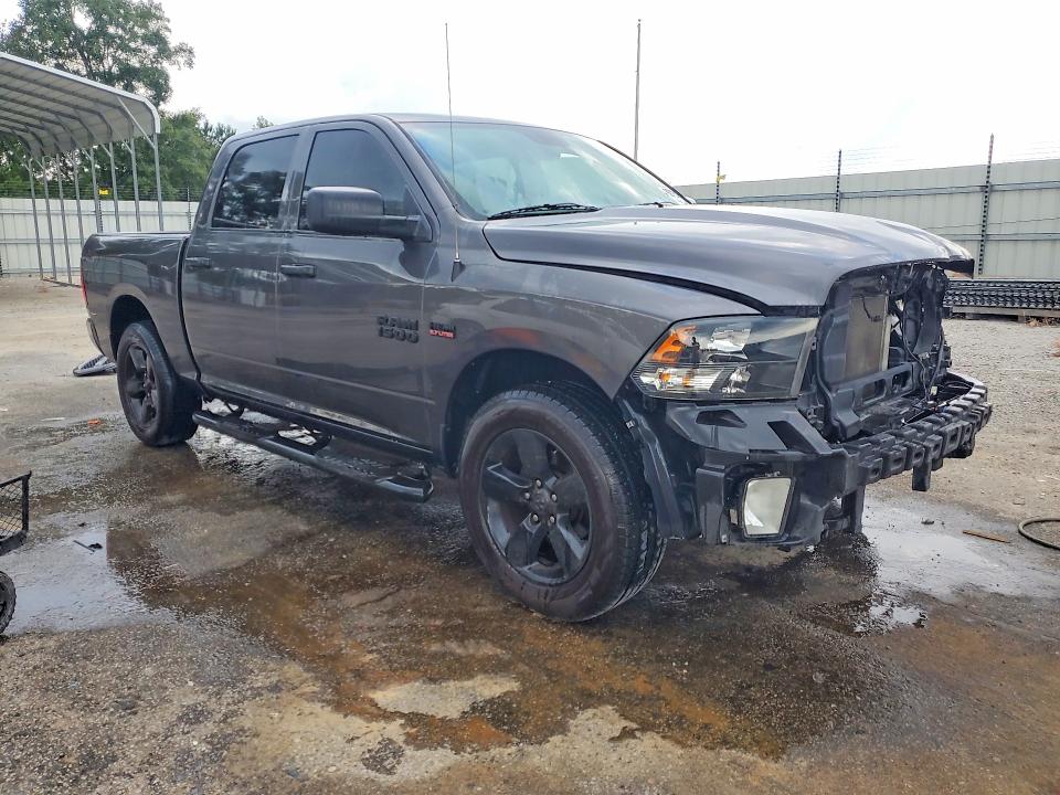 Photo 4 from auction – 2018 RAM 1500 with VIN 1C6RR6KT5JS350633
