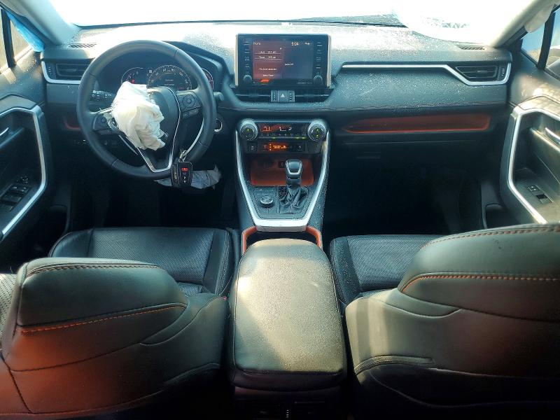 Photo 8 from auction – 2020 TOYOTA RAV4 with VIN 2T3J1RFV9LC135147