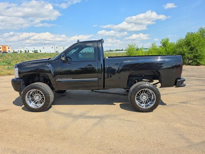 Photo 11 from auction – 2007 CHEVROLET SILVERADO with VIN 1GCEK14007Z568223
