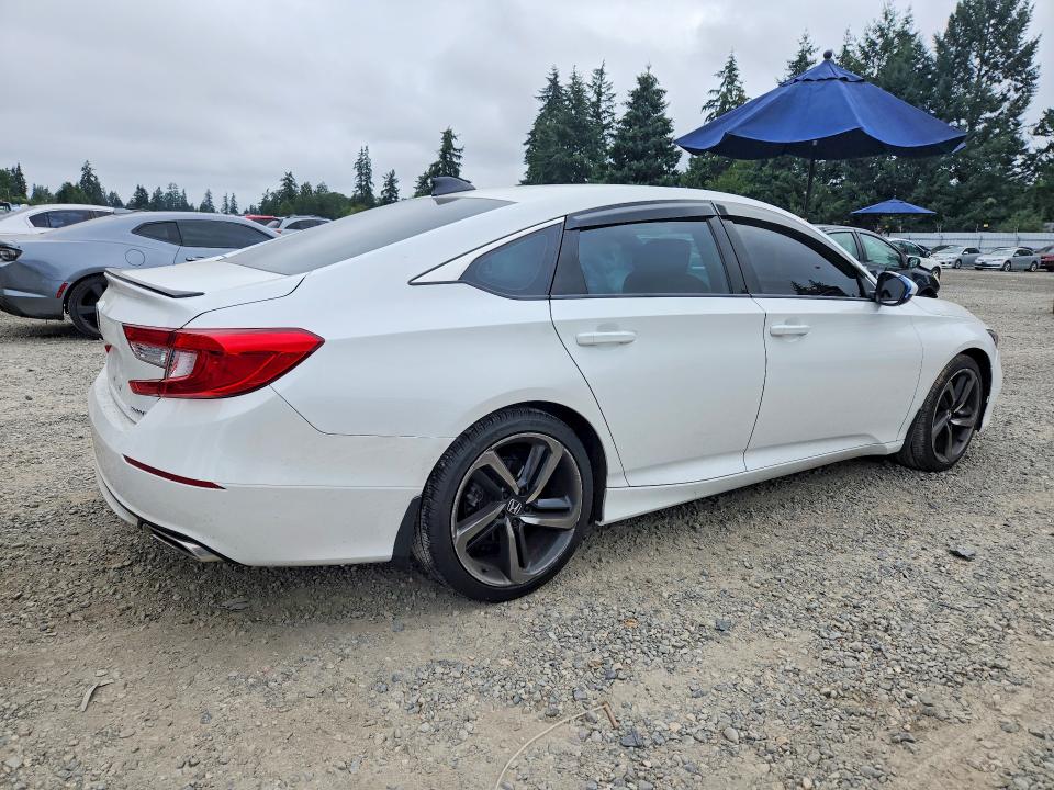 Photo 3 from auction – 2018 HONDA ACCORD with VIN 1HGCV1F30JA056314