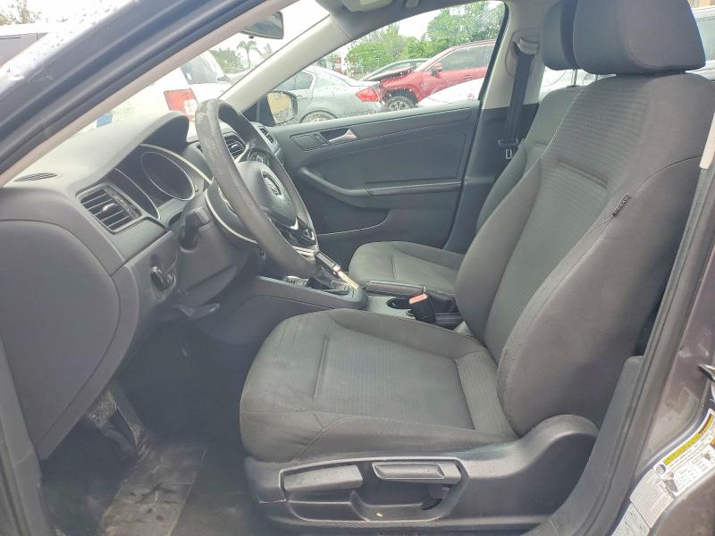 Photo 7 from auction – 2015 VOLKSWAGEN JETTA with VIN 3VW2K7AJXFM213544