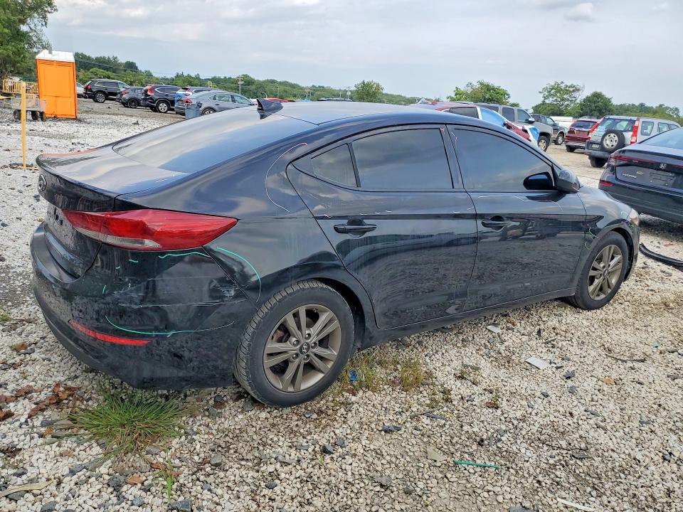 Снимка 3 от търг – 2018 HYUNDAI ELANTRA с VIN 5NPD84LF4JH392969