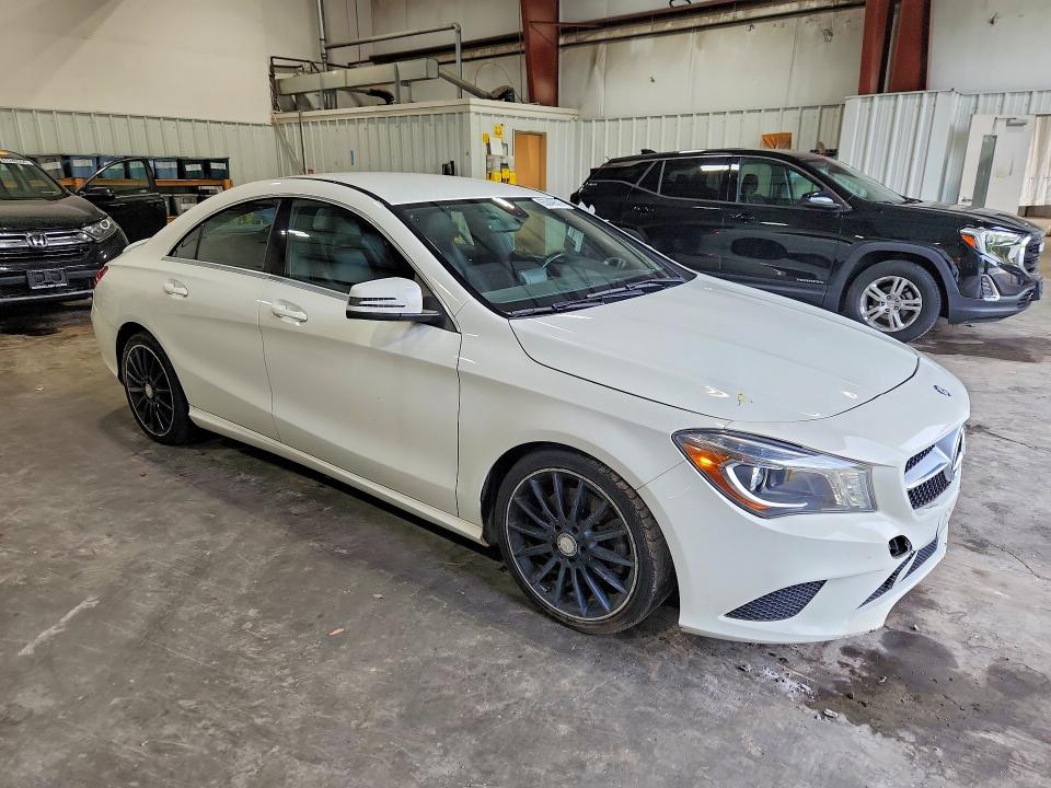 Photo 4 from auction – 2014 MERCEDES-BENZ CLA with VIN WDDSJ4EB5EN157191