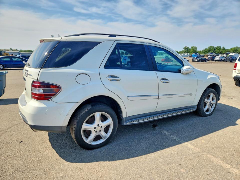 Photo 3 from auction – 2008 MERCEDES-BENZ ML with VIN 4JGBB86E78A415547