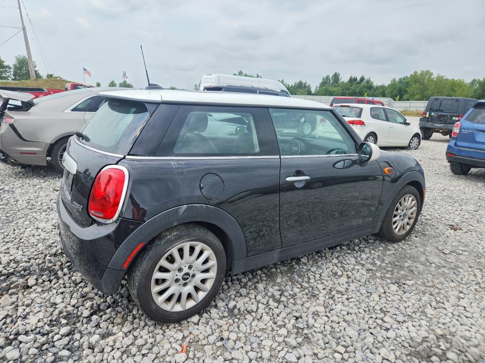Photo 3 from auction – 2015 MINI COOPER with VIN WMWXM5C51FT939847