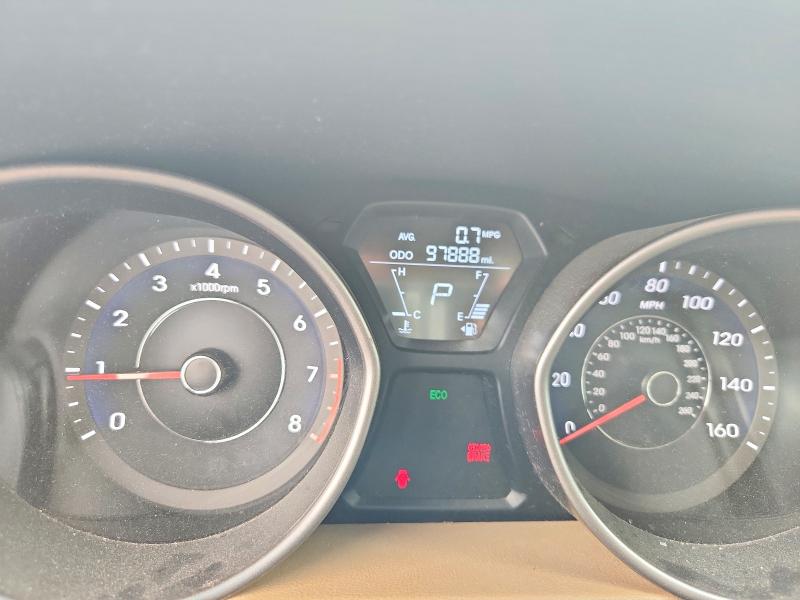 Photo 9 from auction – 2013 HYUNDAI ELANTRA with VIN 5NPDH4AE2DH259500