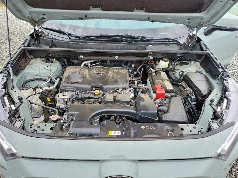Photo 12 from auction – 2022 TOYOTA RAV4 with VIN 2T3W1RFV6NW209759