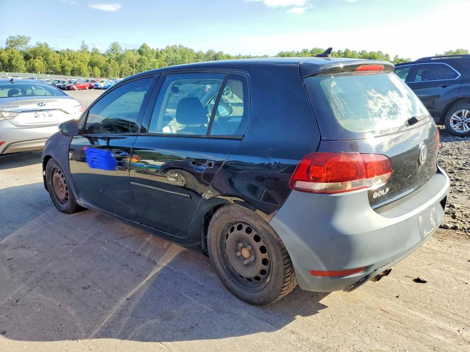 Photo 2 from auction – 2014 VOLKSWAGEN GOLF with VIN WVWNM7AJ0EW007187