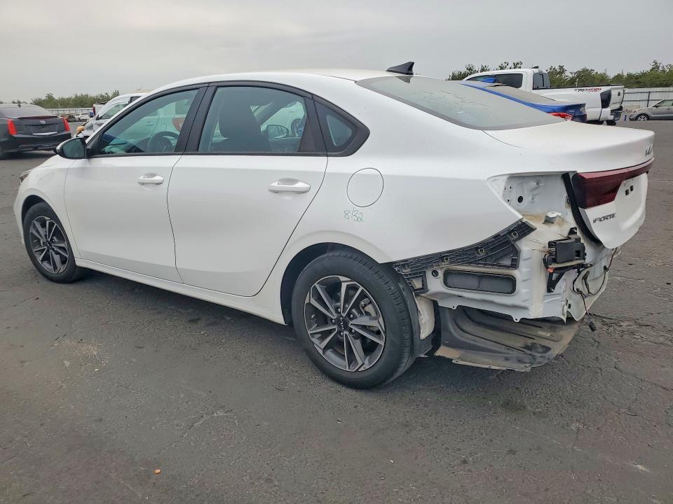 Photo 2 from auction – 2024 KIA FORTE with VIN 3KPF24AD9RE701539