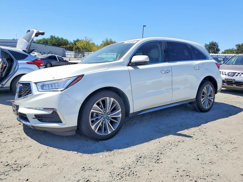 ACURA MDX 2017 with VIN 5FRYD4H52HB021846 - Photo from auction