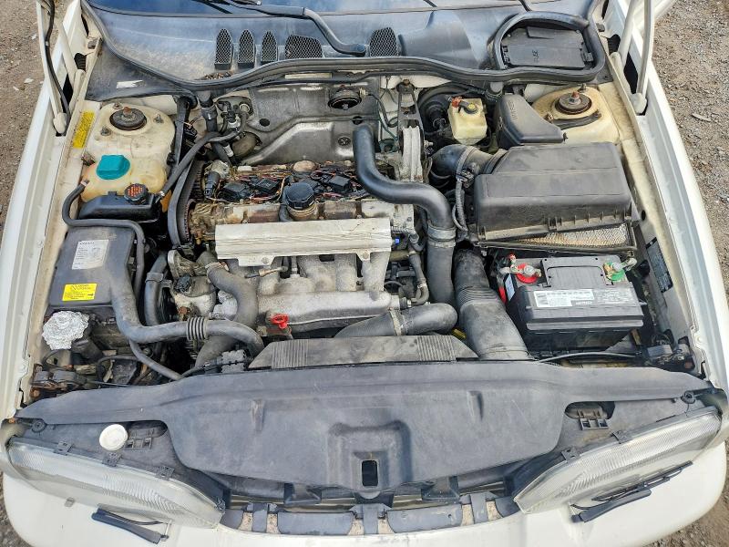 Photo 11 from auction – 2000 VOLVO C70 with VIN YV1NC56D4YJ006811