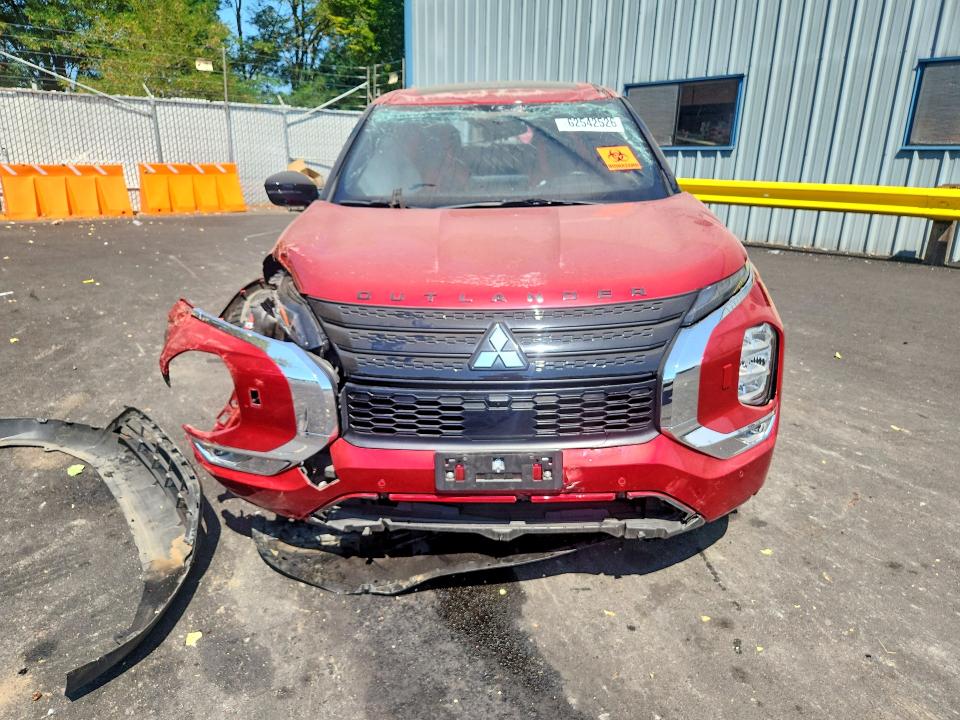 Zdjęcie 5 z aukcji – 2024 MITSUBISHI OUTLANDER z VIN JA4J4VA85RZ080991