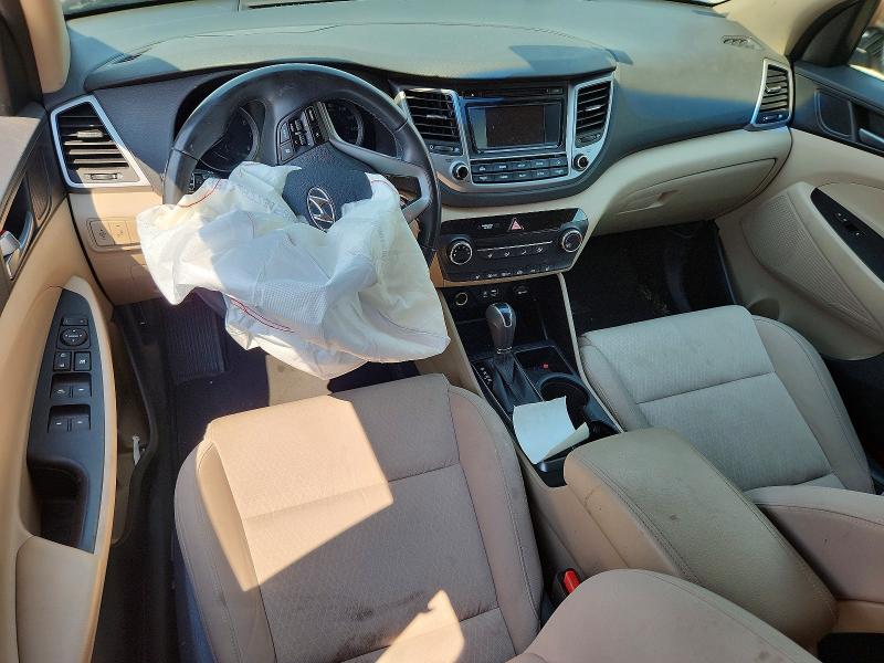 Photo 8 from auction – 2016 HYUNDAI TUCSON with VIN KM8J3CA2XGU105382