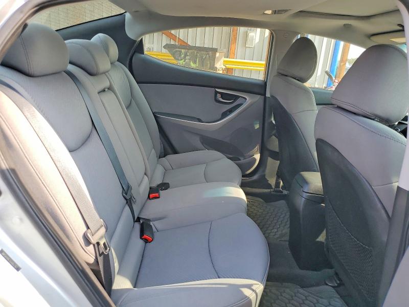 Photo 10 from auction – 2012 HYUNDAI ELANTRA with VIN 5NPDH4AE1CH062767