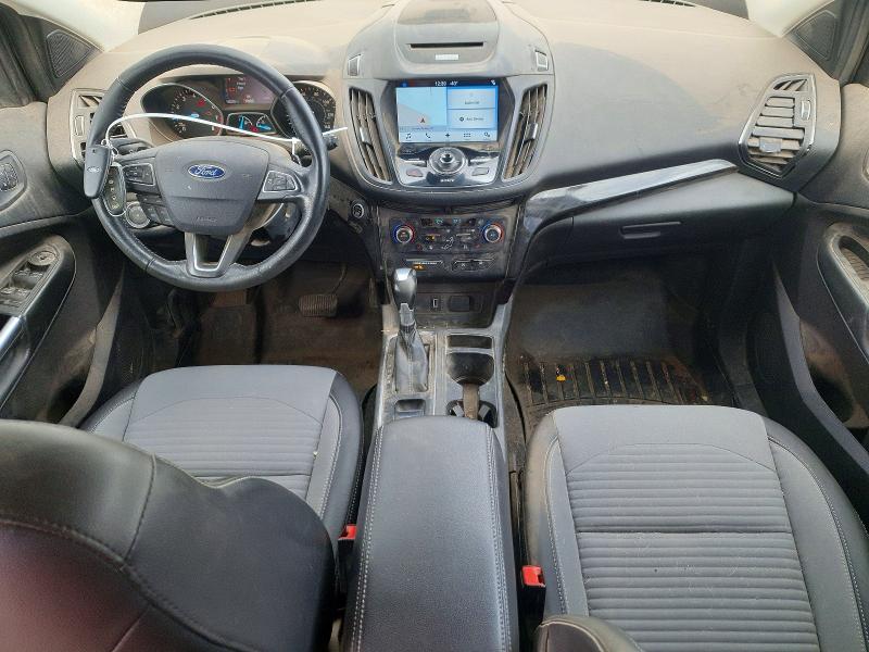 Photo 8 from auction – 2017 FORD ESCAPE with VIN 1FMCU9J98HUC50265