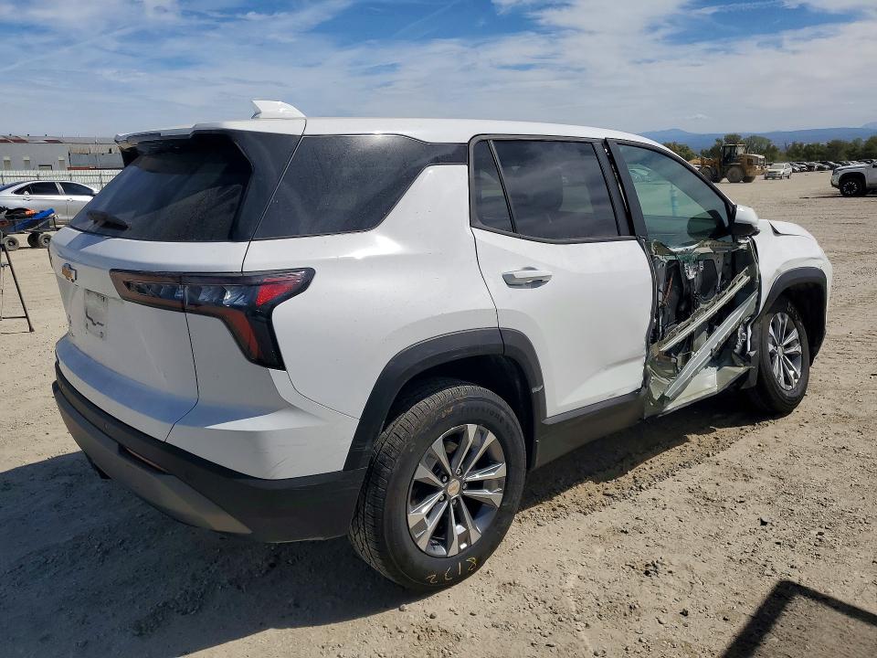 Photo 3 from auction – 2026 CHEVROLET EQUINOX with VIN 3GNAXHEG9TL472152