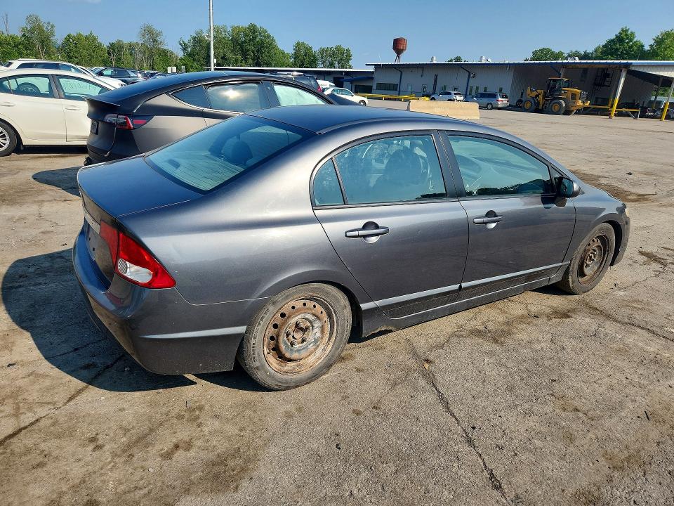 Photo 3 from auction – 2011 HONDA CIVIC with VIN 2HGFA1F51BH302414