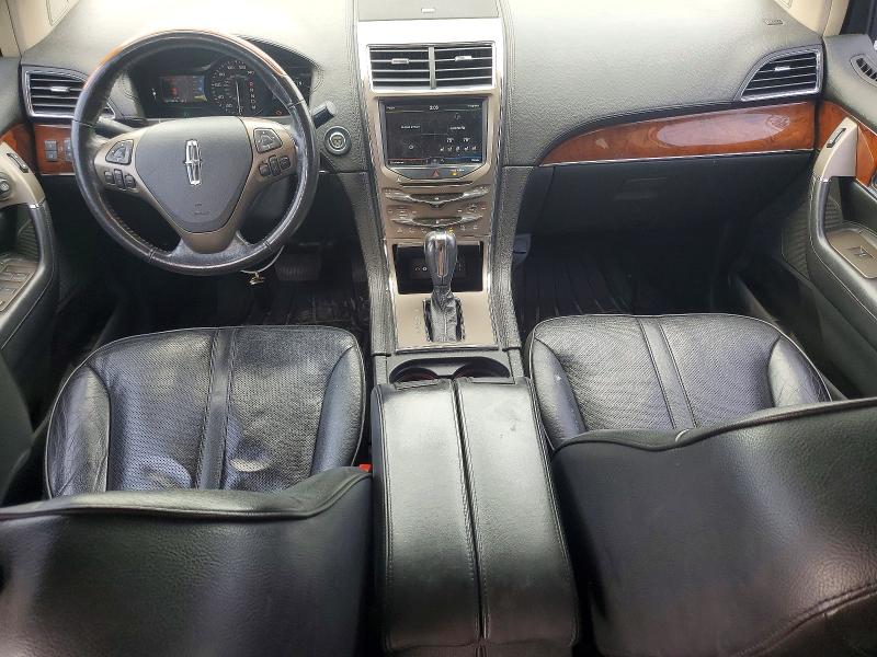 Photo 8 from auction – 2011 LINCOLN MKX with VIN 2LMDJ8JK4BBJ20009