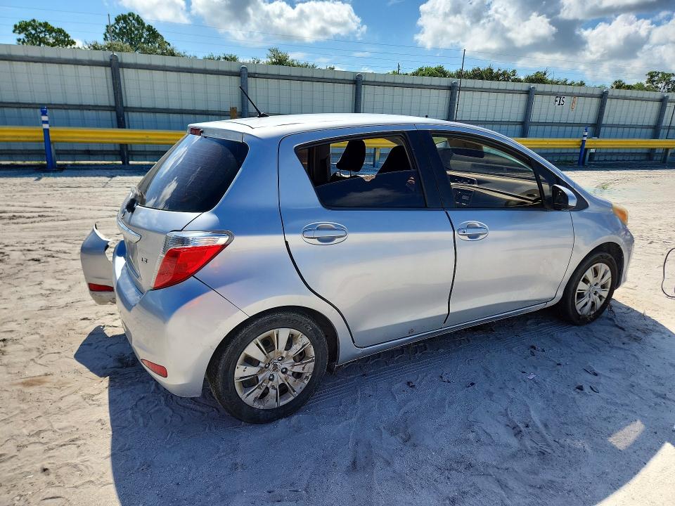 Photo 3 from auction – 2012 TOYOTA YARIS with VIN JTDKTUD39CD537538