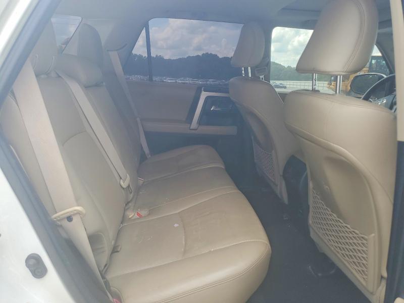 Photo 11 from auction – 2016 TOYOTA 4RUNNER with VIN JTEBU5JR1G5381776