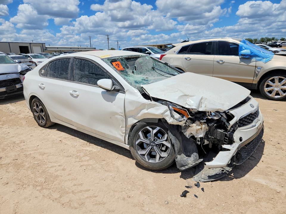 Photo 4 from auction – 2020 KIA FORTE with VIN 3KPF24AD8LE239630